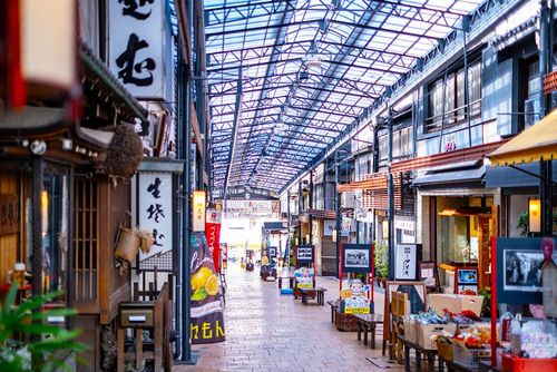 【熱海駅から徒歩約15分圏内】熱海の食べ歩き海鮮3選&スイーツ3選 
