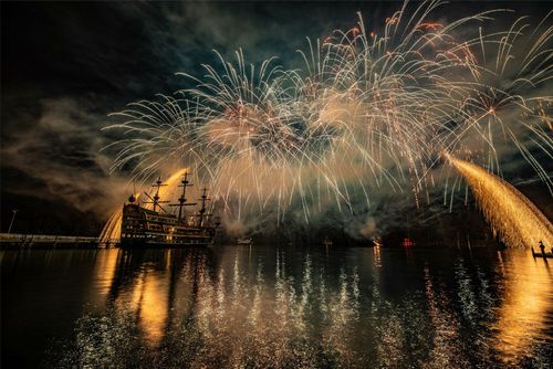 【2025年版】箱根花火大会はいつ？魅力や見どころ、おすすめの周辺宿泊施設